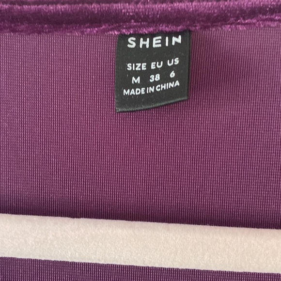 Gorgeous Purple Velvet V Neck Dress - Picture 2 of 4